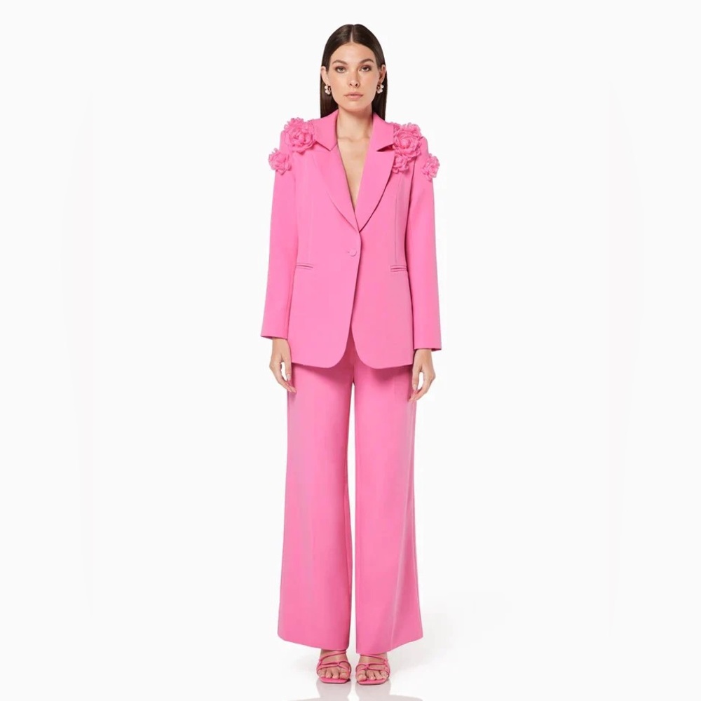 Elliatt Timeless Blazer in Pink, NWT, Small - Picture 3 of 4